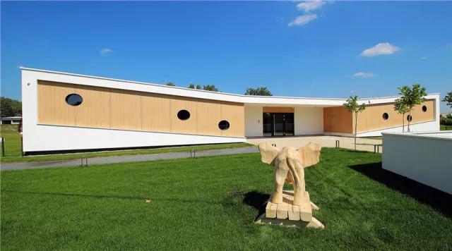 幼兒園外觀設(shè)計