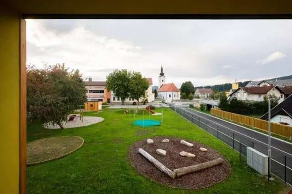 幼兒園景觀設(shè)計(jì)，核心塑造童趣性-金石裝飾幼兒園裝修設(shè)計(jì)